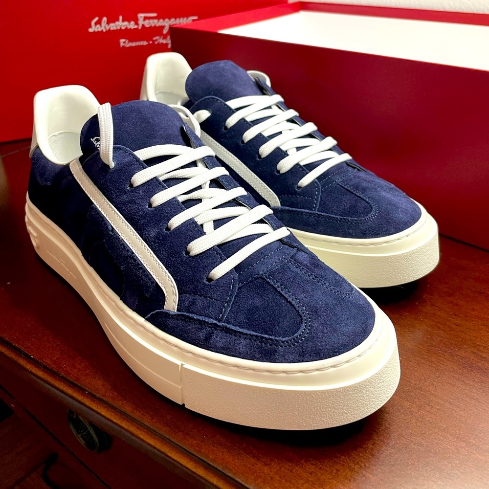 Brand new authentic Ferragamo Borg Shoes. New Model. 6.5 size